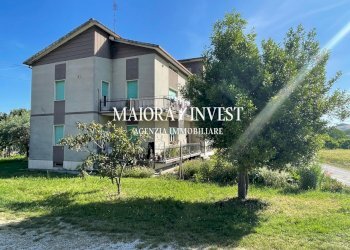 Casa in vendita MaioraInvest (14).jpg - Villa contrada Moglie, Montalto delle Marche - foto 1