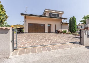 image00021.jpg - Villa Via Claudio Gallerani 2, Terre del Reno - photo 5