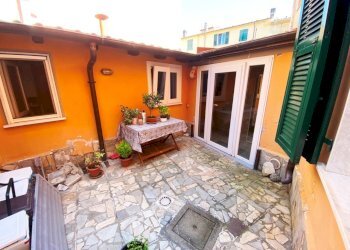 IMG_6307 (Large).jpg - Porzione di casa Via Umberto Biancamano 141, La Spezia - foto 10