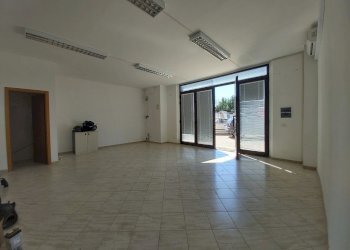 fondo commerciale.jpg - Commercial Premises Via Luigi Agretti 36, La Spezia - photo 3