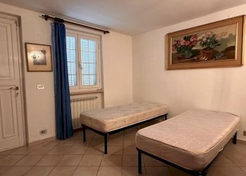 IMG-20241127-WA0004.jpg - Porzione di casa Via Madonnina 55, Luni - foto 5