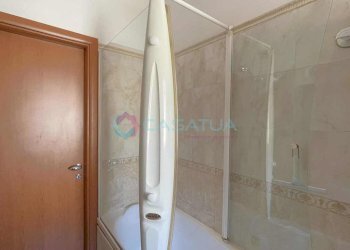 bagno con la vasca - Appartamento Silvi - foto 28