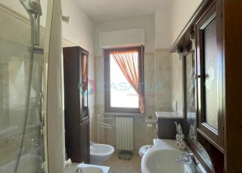 bagno con la vasca - Appartamento Silvi - foto 30