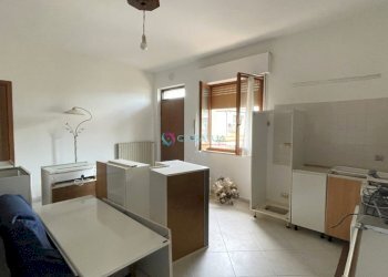 Soggiorno + Angolo Cottura - Quadrilocale Pineto - foto 6