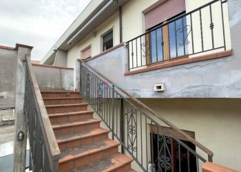 Scale Ingresso - Quadrilocale Pineto - foto 24