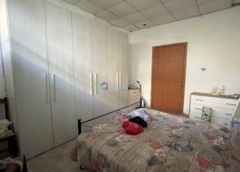 Camera 1 - Locale Commerciale Pineto - foto 9