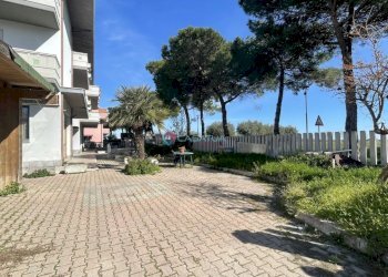 Corte Esterna - Locale Commerciale Pineto - foto 21