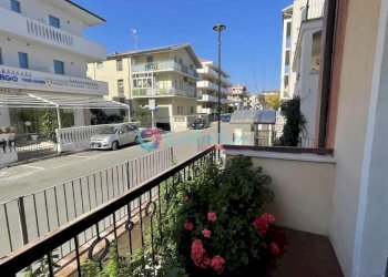 BALCONE FRONTE STRADA - Trilocale Silvi - foto 19