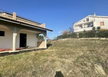Terrazzo Piano rialzato - Villa Spoltore - foto 22