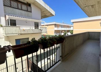 Balcone Soggiorno + Cucina - Appartamento Silvi - foto 9