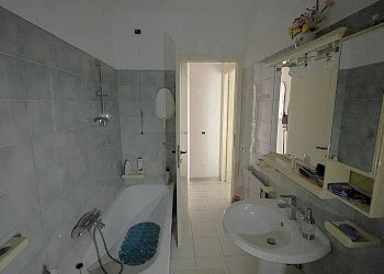 BAGNO.JPEG - Trilocale Città Sant'Angelo - foto 11
