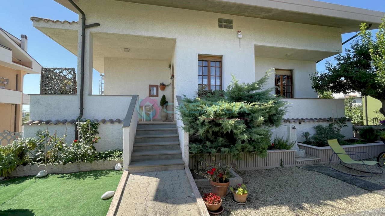 facciata - Villa Silvi - foto 1