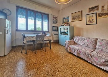 08.jpeg - Bilocale Via P. Ratti 32, Ameglia - foto 10