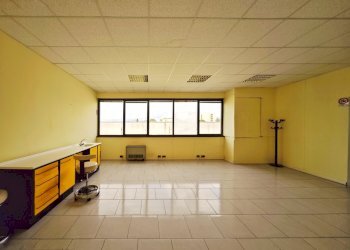 IMG_20250821_125424.jpg - Ufficio Via Brigata Partigiana Ugo Muccini 92, Sarzana - foto 17