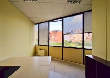 IMG_20250821_125623.jpg - Ufficio Via Brigata Partigiana Ugo Muccini 92, Sarzana - foto 24