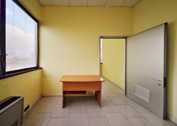 IMG_20250821_125651~2.jpg - Ufficio Via Brigata Partigiana Ugo Muccini 92, Sarzana - foto 27