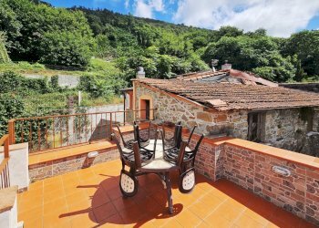 05.jpg - Porzione di casa Via Canepari 70, Fosdinovo - foto 5