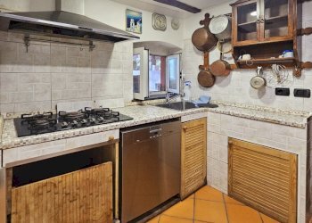 17.jpg - Porzione di casa Via Canepari 70, Fosdinovo - foto 16