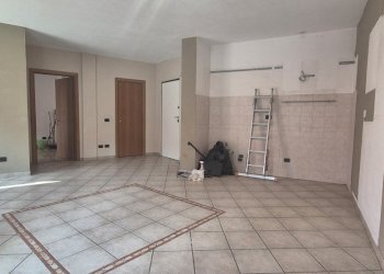 WhatsApp Image 2025-07-01 at 12.29.20 (3).jpeg - Quadrilocale Via Amoa 29, Arcola - foto 1