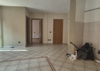 WhatsApp Image 2025-07-01 at 12.29.20.jpeg - Quadrilocale Via Amoa 29, Arcola - foto 3