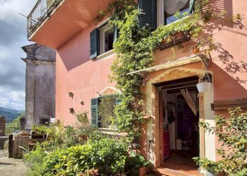 20250513_100048.jpg - Townhouse Via Collo 13, Fosdinovo - photo 1