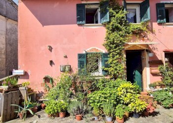 20250513_100105.jpg - Townhouse Via Collo 13, Fosdinovo - photo 2