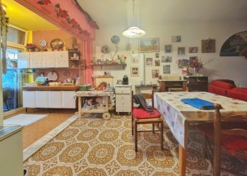 08c.jpg - Quadrilocale Via Antonio Gramsci 31, Luni - foto 11