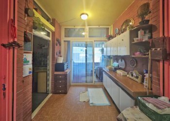 09.jpg - Quadrilocale Via Antonio Gramsci 31, Luni - foto 12