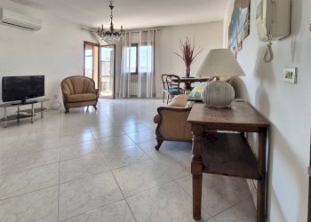 05.jpg - Attico Via Cerreti 71D, Santo Stefano di Magra - foto 6