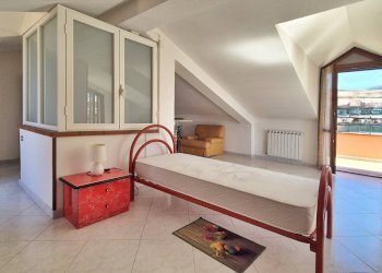 27.jpg - Attico Via Cerreti 71D, Santo Stefano di Magra - foto 28