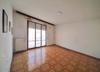 06.jpg - Bilocale Stradone D'Oria 120, La Spezia - foto 1