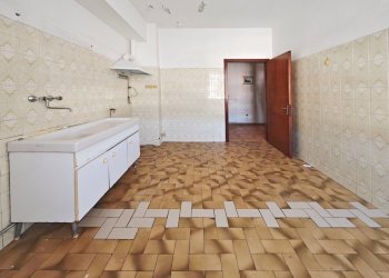 11.jpg - Bilocale Stradone D'Oria 120, La Spezia - foto 12