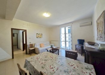 02.jpg - Trilocale Via Filippo Guerrieri 1, Licciana Nardi - foto 1