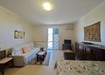 05.jpg - Trilocale Via Filippo Guerrieri 1, Licciana Nardi - foto 4