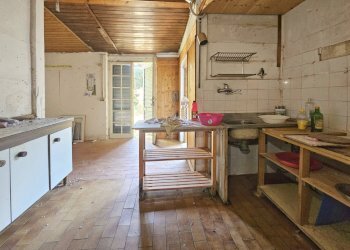 17.jpg - Rustico Ameglia - foto 16
