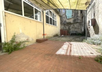 11.jpg - Locale Commerciale Piazza Giacomo Matteotti 8, Sarzana - foto 8