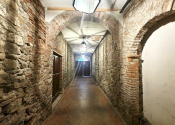 01.jpg - Appartamento Via Mazzini, Sarzana - foto 2