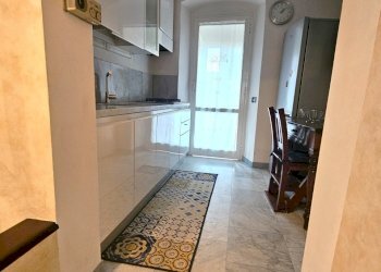 11.jpg - Appartamento Via Mazzini, Sarzana - foto 8