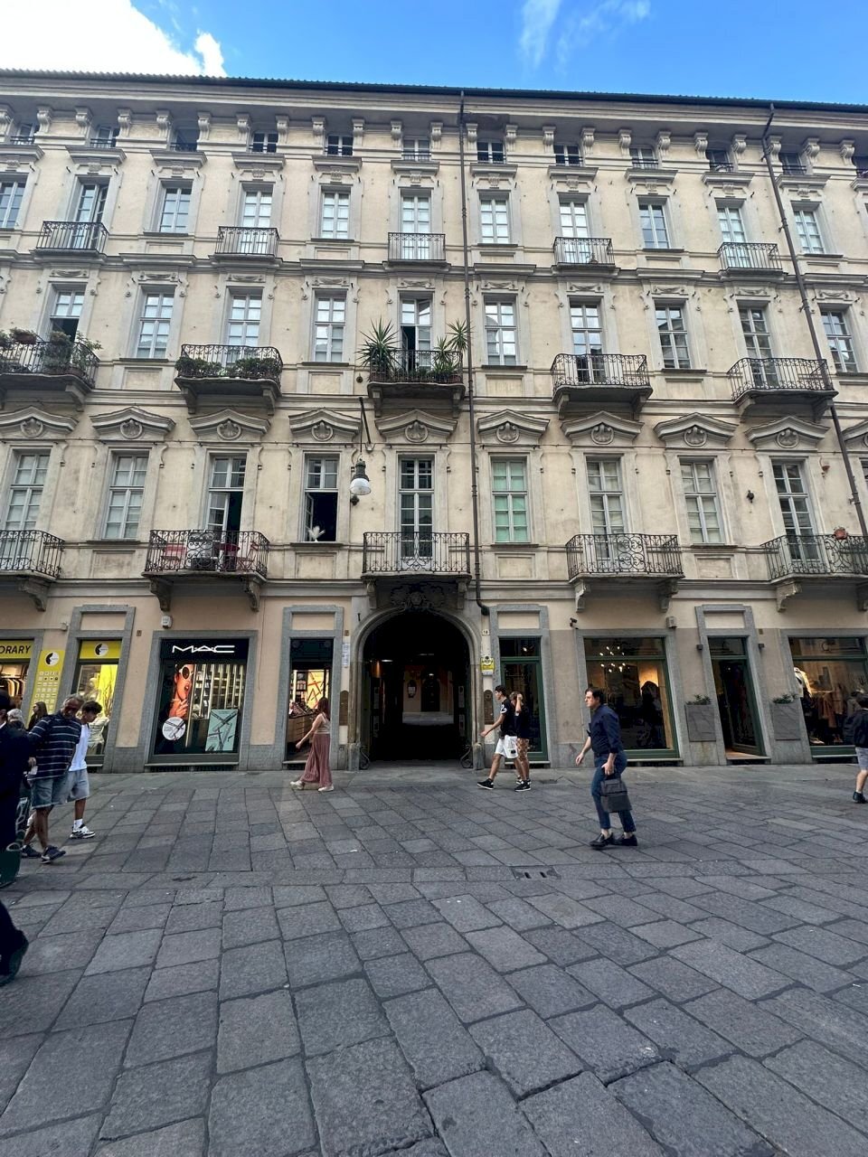 879c33dc-3f71-472c-8f13-39e3ecfe81a1.jpg - Apartment Via Giuseppe Garibaldi 18, Torino - photo 1