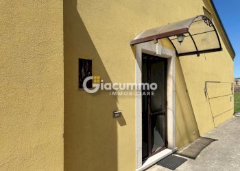 cont-lagop3.jpg - Villa a Schiera Strada Provinciale di Piano del Conte 8, Avigliano - foto 3