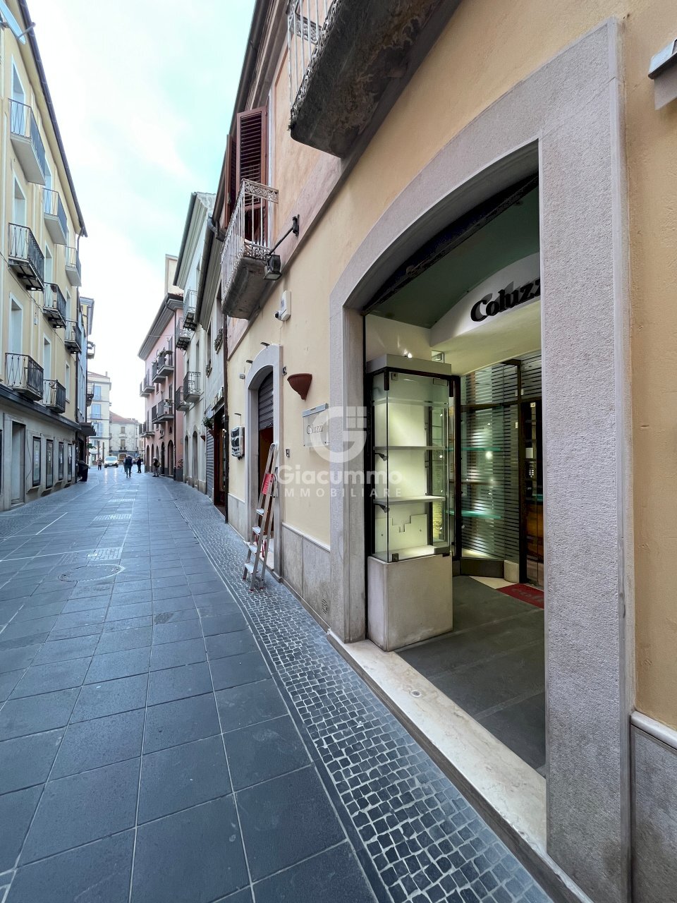 Loc-Comm37.jpg - Locale Commerciale Via Pretoria 80, Potenza - foto 2