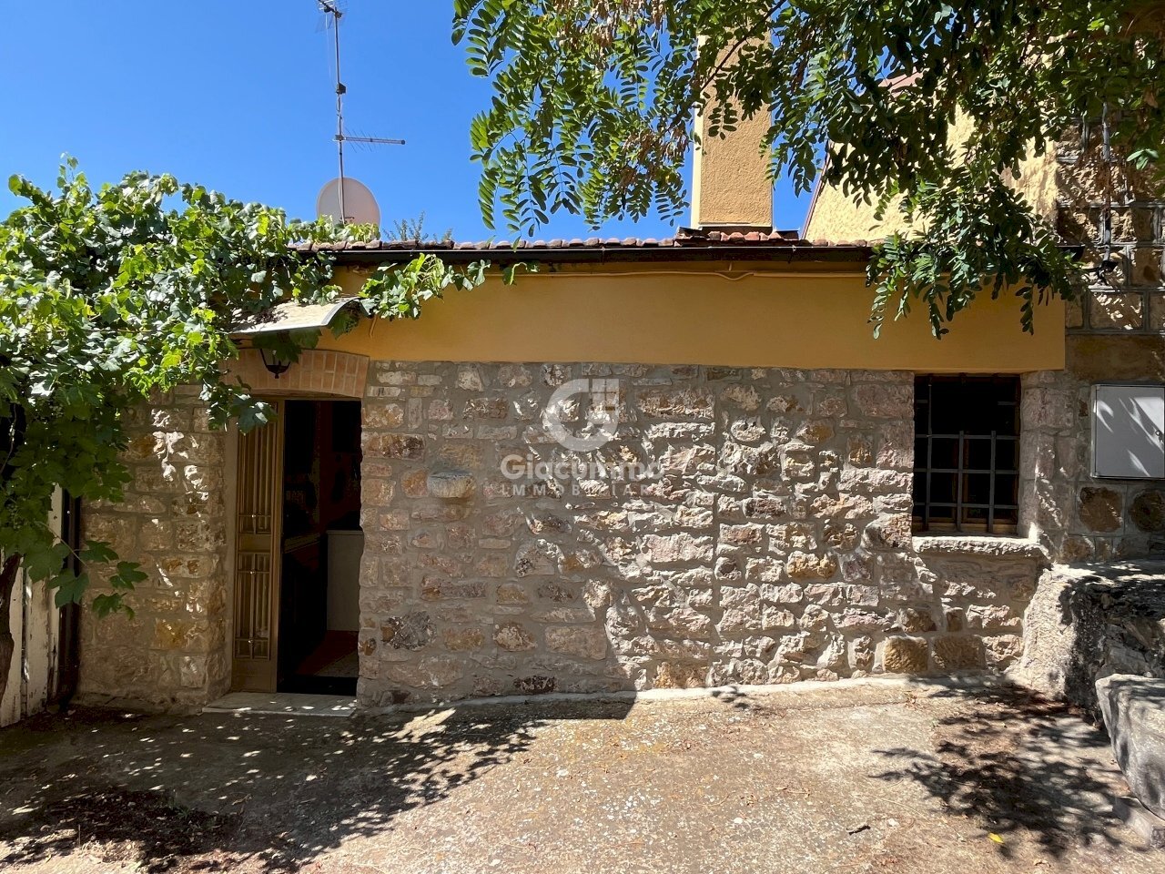 IMG_2461.jpg - Independent house Largo Gagliardi, Avigliano - photo 2