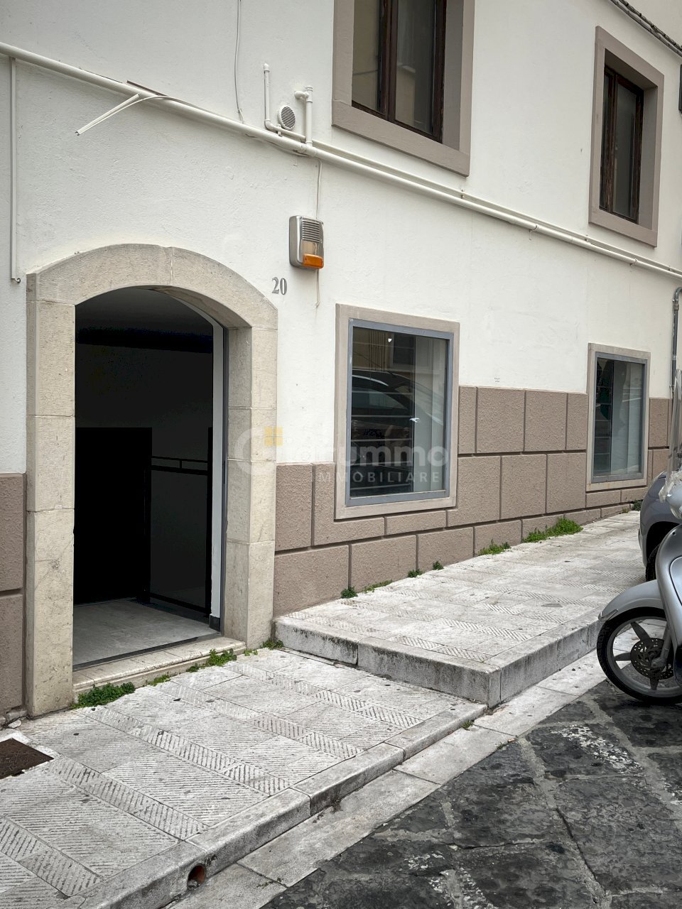 LOCOMM-CENTRO2.jpg - Commercial Premises Via Orazio Petruccelli 20, Potenza - photo 2