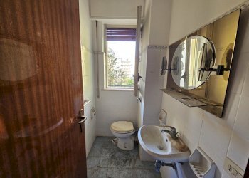 20250917_102952.jpg - Apartment Palermo - photo 27