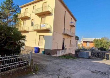 WhatsApp Image 2024-01-15 at 11.42.20.jpeg - Appartamento Fornovo di Taro - foto 4