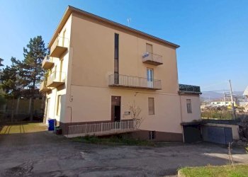 WhatsApp Image 2024-01-15 at 11.42.27.jpeg - Appartamento Fornovo di Taro - foto 8