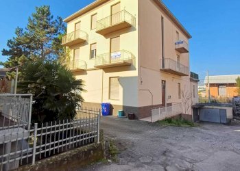 WhatsApp Image 2024-01-15 at 11.42.28.jpeg - Appartamento Fornovo di Taro - foto 9