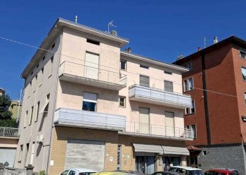 WhatsApp Image 2025-09-20 at 12.53.18 (1).jpeg - Quadrilocale Medesano - foto 4