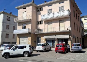 WhatsApp Image 2025-09-20 at 12.53.33.jpeg - Quadrilocale Medesano - foto 7