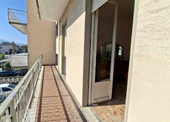 WhatsApp Image 2025-09-20 at 12.53.54 (3).jpeg - Quadrilocale Medesano - foto 12